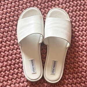 Steve Madden Women's white Slide Slippers